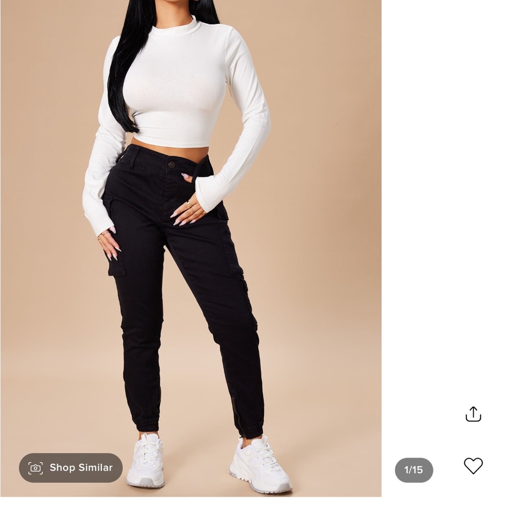 Fashion Nova: Kalley Cargo Pants - Black